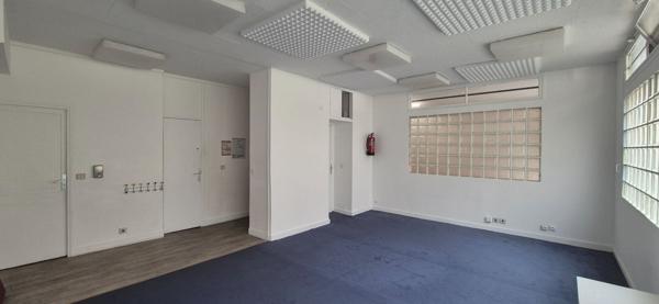 Bureaux 1 pièce - 35m² - Grenelle - PARIS