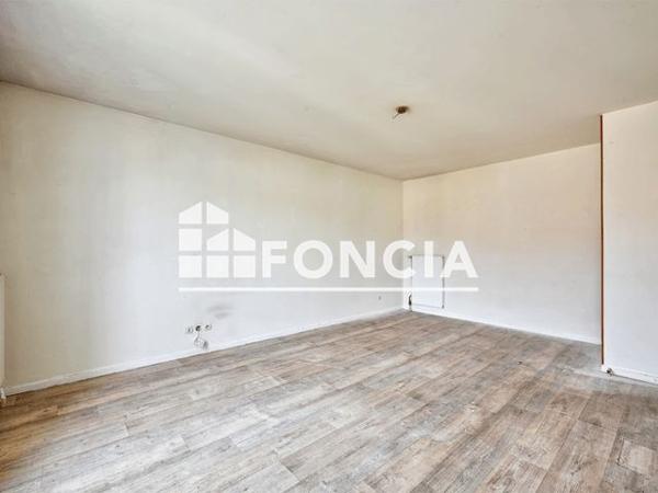 À vendre Studio 30 m² - Cergy 95800