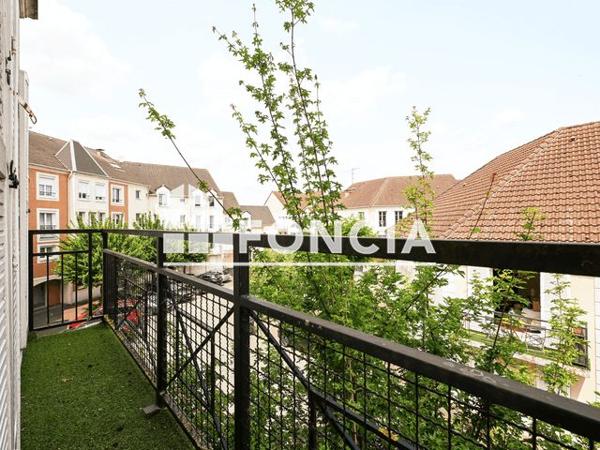 À vendre Studio 30 m² - Cergy 95800