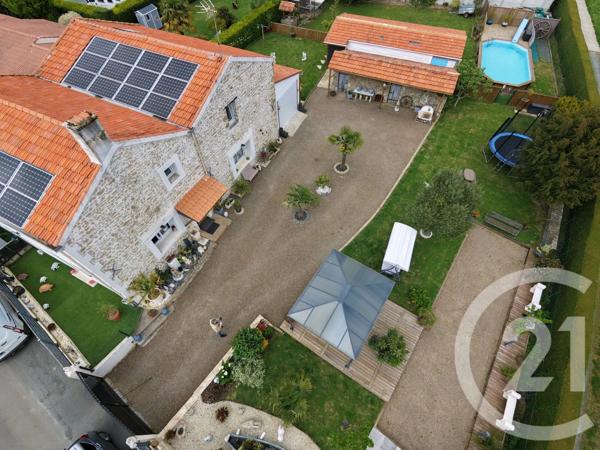 Maison à vendre  6 pièces - 179,15 m 2   MAREUIL SUR LAY DISSAIS  - 85