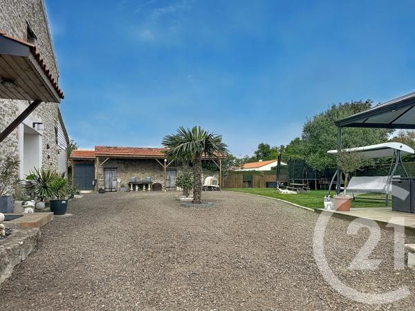 Maison à vendre  6 pièces - 179,15 m 2   MAREUIL SUR LAY DISSAIS  - 85