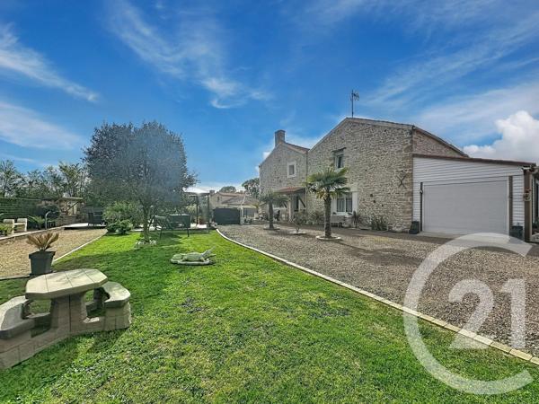Maison à vendre  6 pièces - 179,15 m 2   MAREUIL SUR LAY DISSAIS  - 85