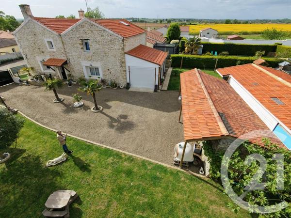Maison à vendre  6 pièces - 179,15 m 2   MAREUIL SUR LAY DISSAIS  - 85