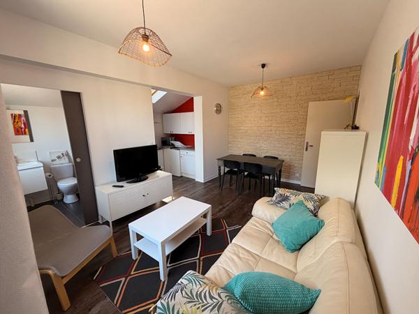 A LOUER Appartement T2 meublé Mont De Marsan centre ville 1 chambre stationnement proche