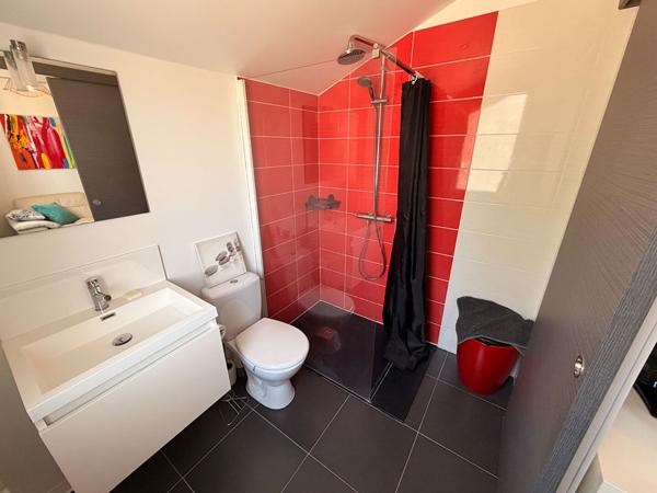 A LOUER Appartement T2 meublé Mont De Marsan centre ville 1 chambre stationnement proche