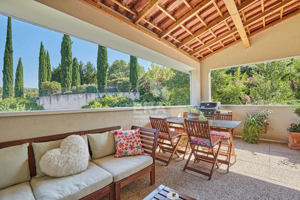 Appartement T2 avec terrasse et parking, Aix-en-Provence
