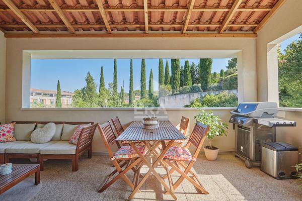 Appartement T2 avec terrasse et parking, Aix-en-Provence