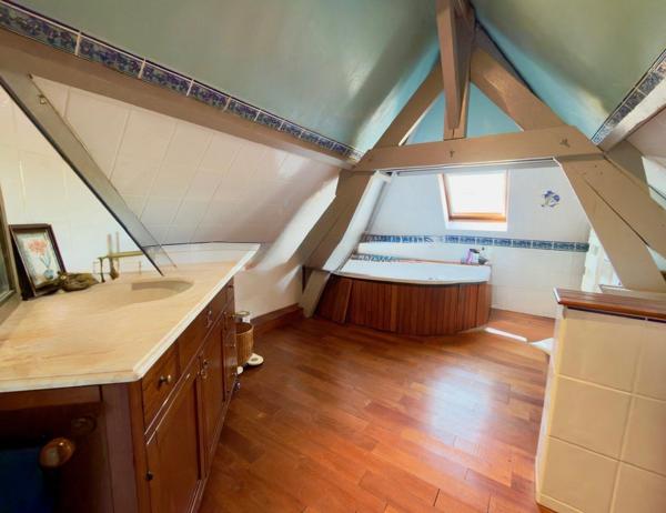 Maison à BEYNES, 78650 - 7 pièces 173m²
