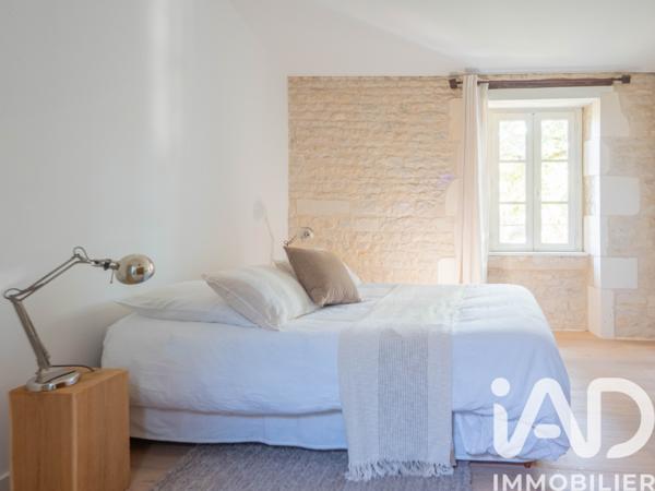 Maison à vendre 7 pièces 240 m² Saint-Médard-d'Aunis