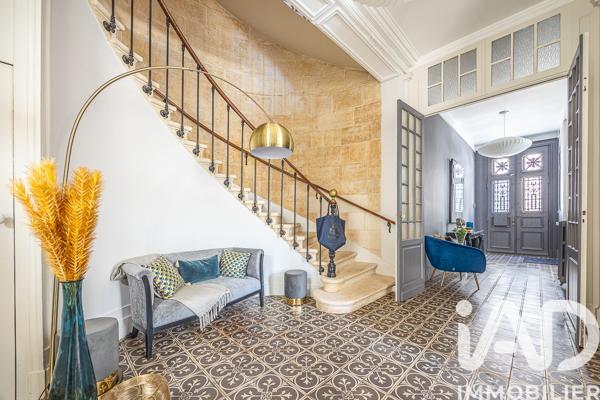 Maison à vendre 10 pièces 276 m² Niort