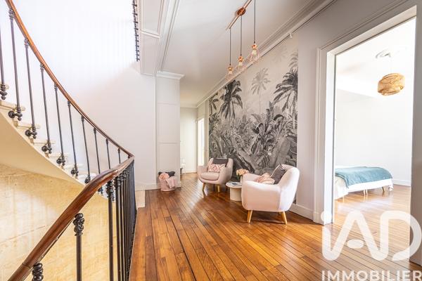 Maison à vendre 10 pièces 276 m² Niort