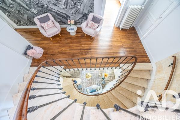 Maison à vendre 10 pièces 276 m² Niort
