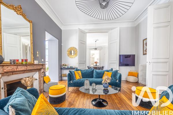 Maison à vendre 10 pièces 276 m² Niort
