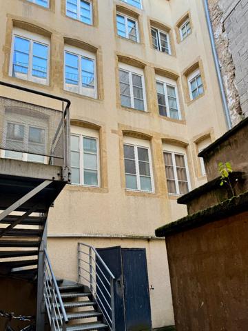 Local Commercial + caves - emplacement stratégique coeur de ville Thionville