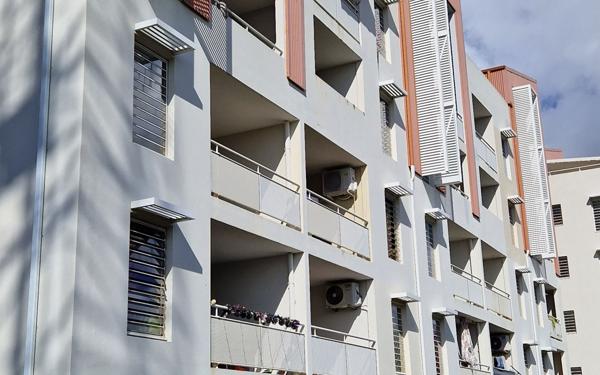 Appartement à vendre    3 pièces • 77,78 m2 Fort-de-France