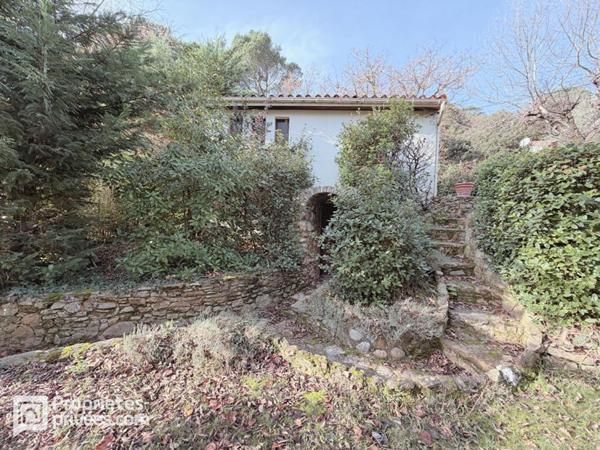 Villa de plain-pied avec garage et grand jardin à Bagnols Sur Cèze