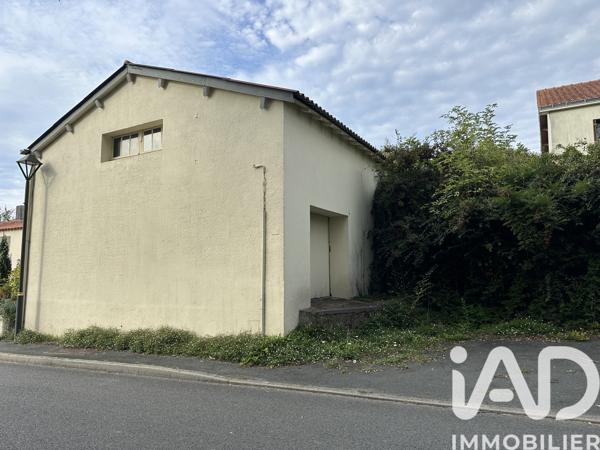 Maison à vendre 1 pièce 90 m² Saint-Étienne-de-Mer-Morte