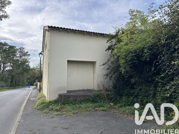 Maison à vendre 1 pièce 90 m² Saint-Étienne-de-Mer-Morte