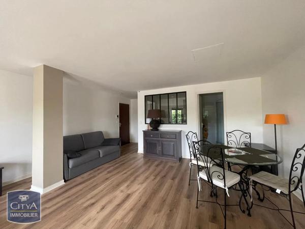 Appartement à louer 1 pièce 46.8m² Périgueux (24000)