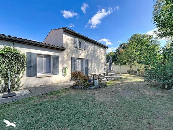 Maison 244 950 € Brizambourg 5 p 145 m² DPE E