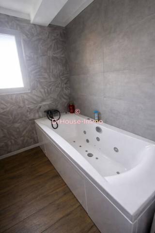 Maison à vendre 8 pièces de 147 m²