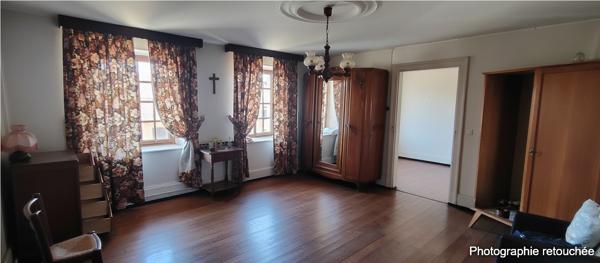 Ferme 161m² avec dépendances : Bessoncourt 90160