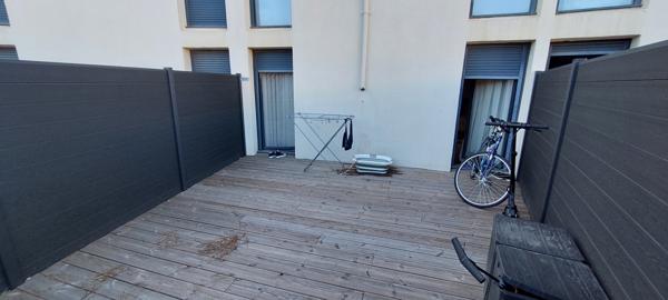 Alénya (66200) DEUX PIECES AVEC TERRASSE - ALENYA