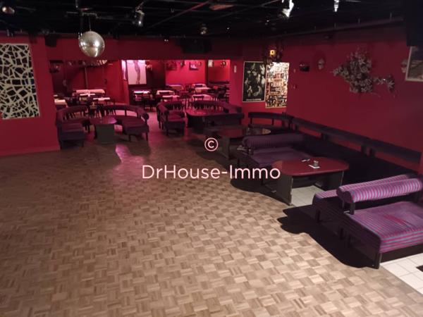 Maison à vendre 7 pièces de 700 m²