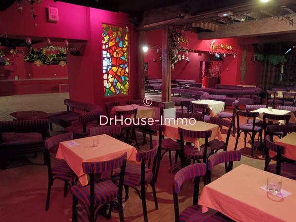 Maison à vendre 7 pièces de 700 m²