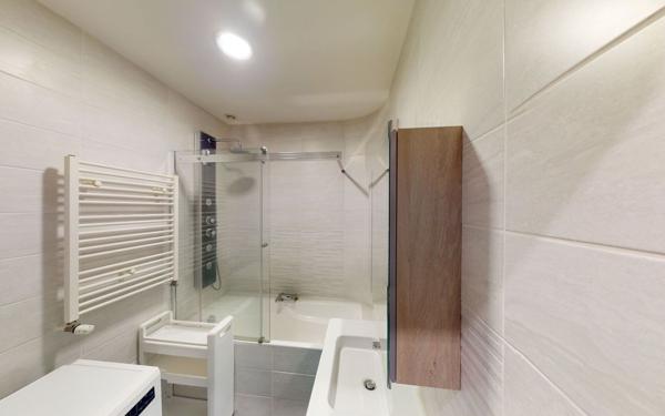 Appartement à louer    3 pièces • 57,84 m2 Saint-Étienne