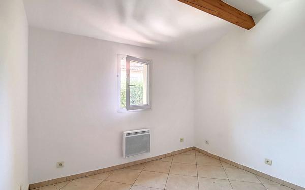 Appartement à louer    2 pièces •  Toulon