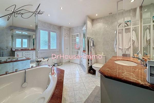 Maison à vendre 6 pièces de 178 m²