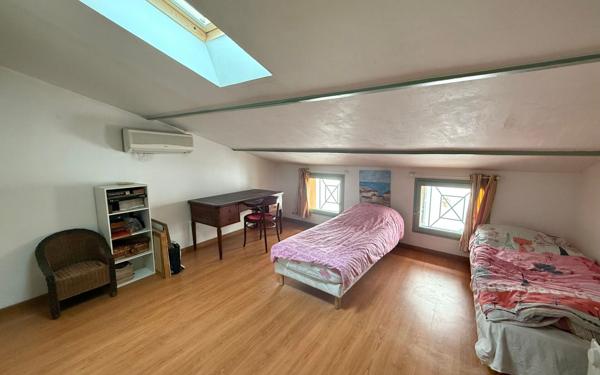 Maison à vendre    4 pièces •  Sète