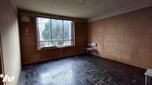 Sur la commune de DRANCY (Seine Saint Denis) Appartement à rénover de 4 pièces principales