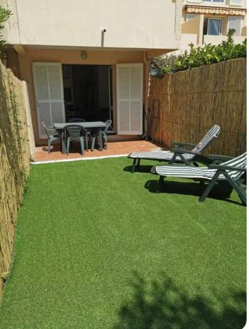 Appartement à louer à Saint-Cyr-sur-Mer (83270)