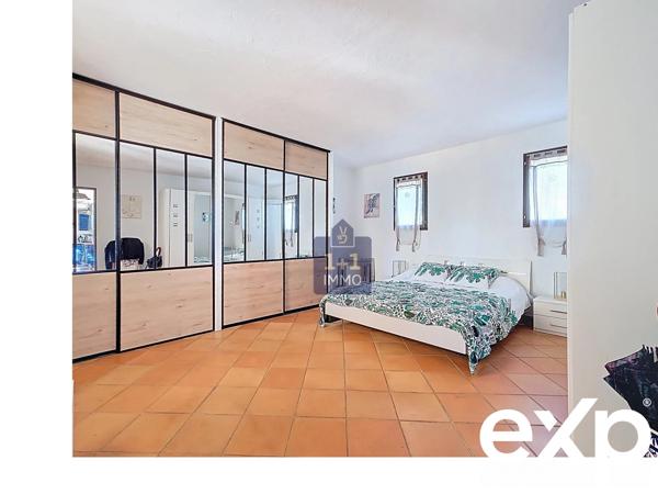 Magnifique villa avec 9400m2 de terrain