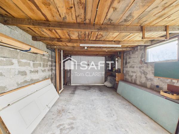 Saint Yzan de Soudiac Maison avec garage