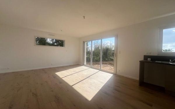 Maison à louer    3 pièces •  Plougonvelin