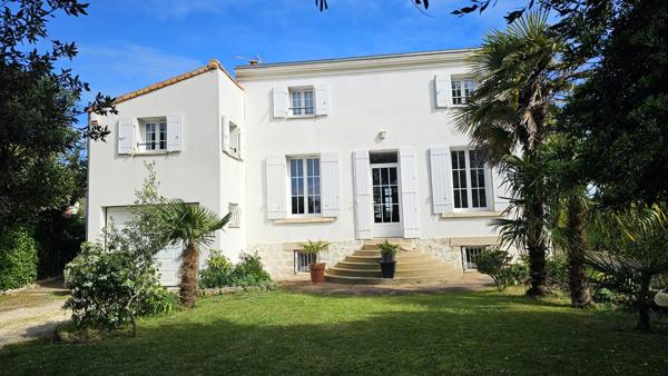 Maison/Villa à Vaux sur Mer de 210m2