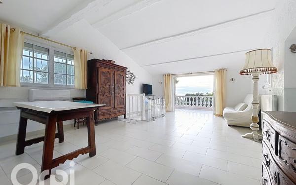 Maison à vendre    4 pièces • 158 m2 Saint-Raphaël