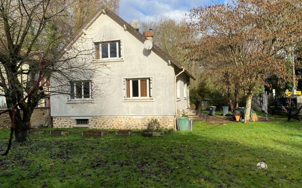 Maison à vendre    5 pièces • 123 m2 Boussy-Saint-Antoine