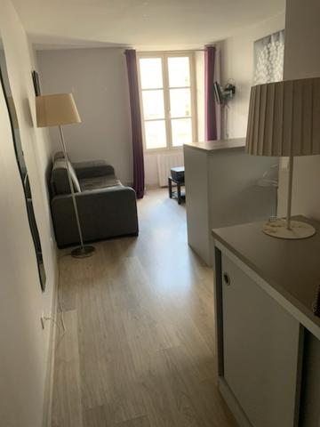 studio meublé à SENLIS