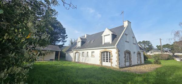 Maison spacieuse à vendre à Sarzeau, proche mer et commerces