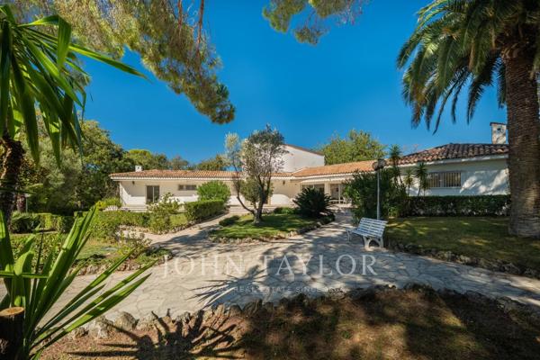 Villa 7 chambres avec grand jardin