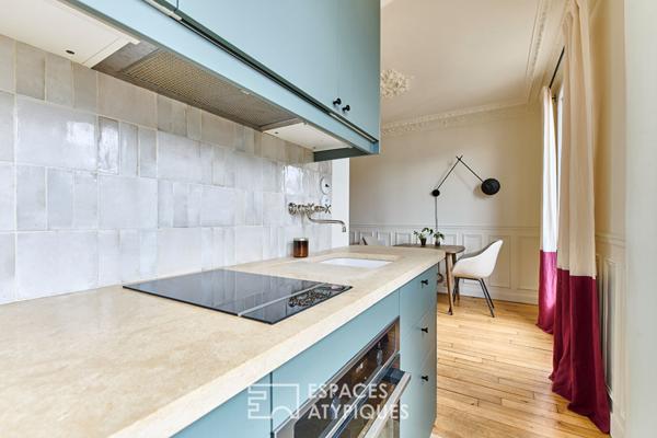 Appartement traversant en étage élevé avec balcon et vue Sacré-Coeur