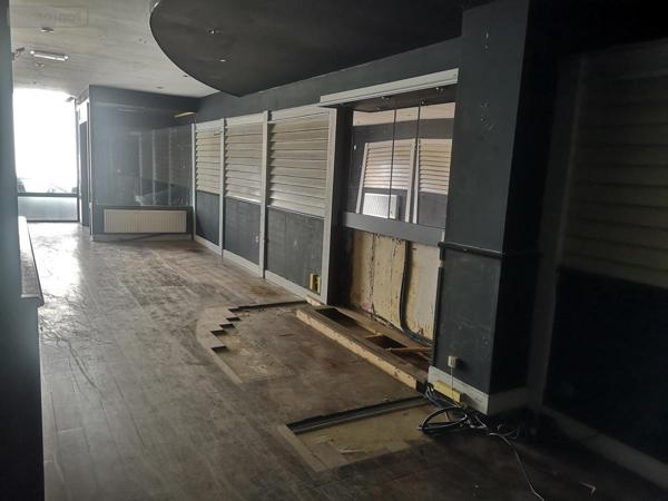 Fonds et/ou murs commerciaux à louer à Cambrai dans le Nord (59400), ref : 59084-L1393   
Centre-Ville