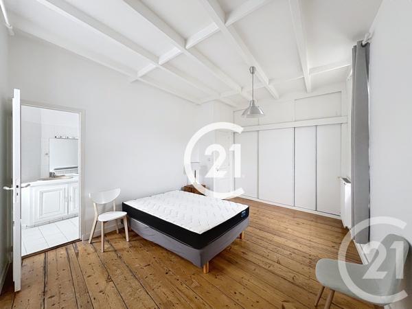 Maison à vendre  3 pièces - 81 m 2   COGNAC  - 16