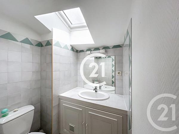 Maison à vendre  3 pièces - 81 m 2   COGNAC  - 16