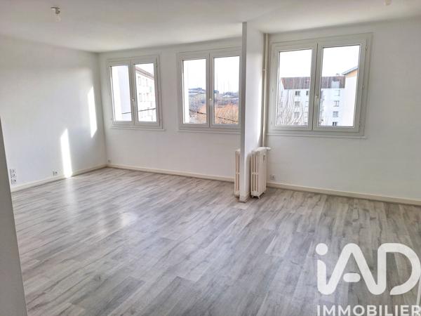 Location appartement 4 pièces 84 m² Aurillac