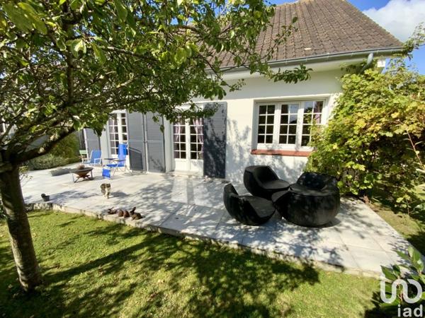 Maison 6 pièces de 140 m² à Cucq (62780)